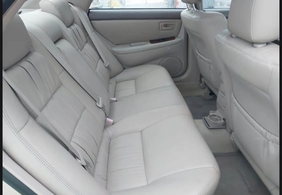 2001 Lexus ES 3rd Gen - Image 7 of 14