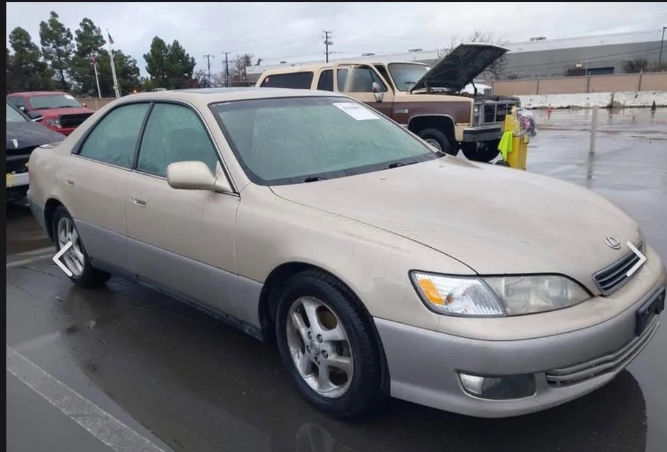 2001 Lexus ES 3rd Gen - Image 3 of 14