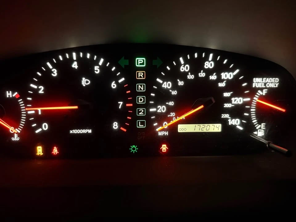 2001 Lexus ES 3rd Gen - Image 13 of 14