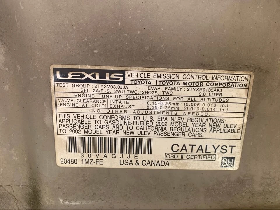 2001 Lexus ES 3rd Gen - Image 12 of 12