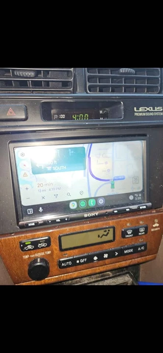 2001 Lexus ES 3rd Gen - Image 2 of 4
