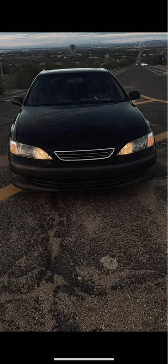 2001 Lexus ES 3rd Gen - Image 5 of 5