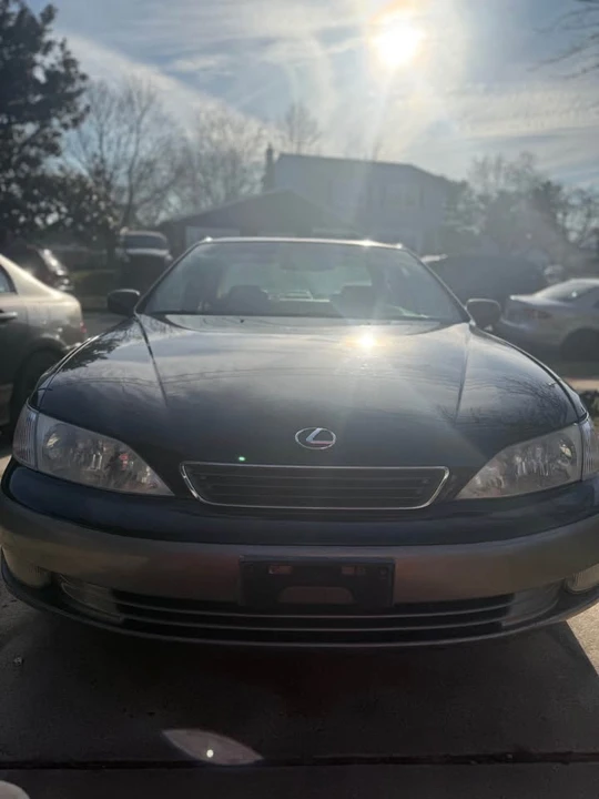2001 Lexus ES 3rd Gen - Image 16 of 16