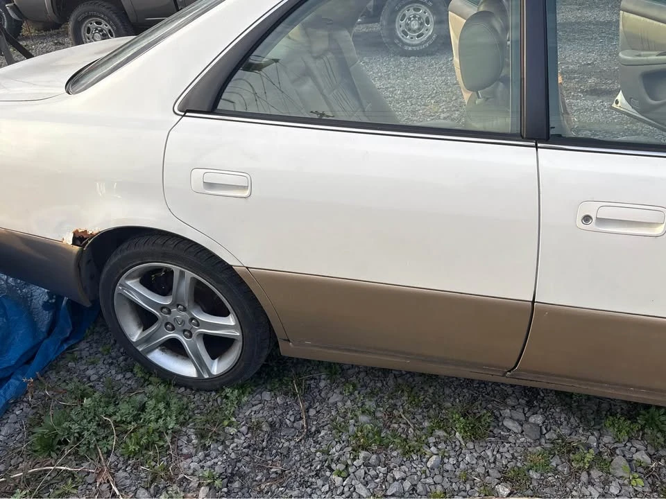 2001 Lexus ES 3rd Gen - Image 17 of 18