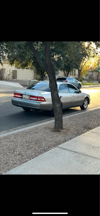2001 Lexus ES 3rd Gen - Image 6 of 15
