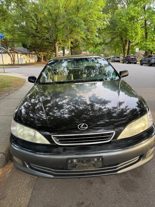 2001 Lexus ES 3rd Gen - Image 2 of 5