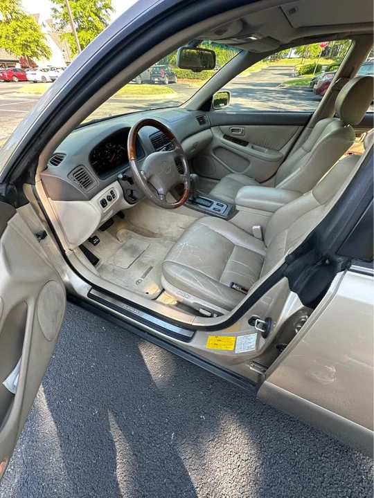 2001 Lexus ES 3rd Gen - Image 5 of 11