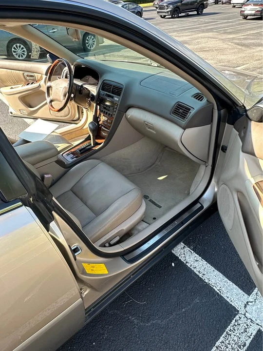 2001 Lexus ES 3rd Gen - Image 7 of 11