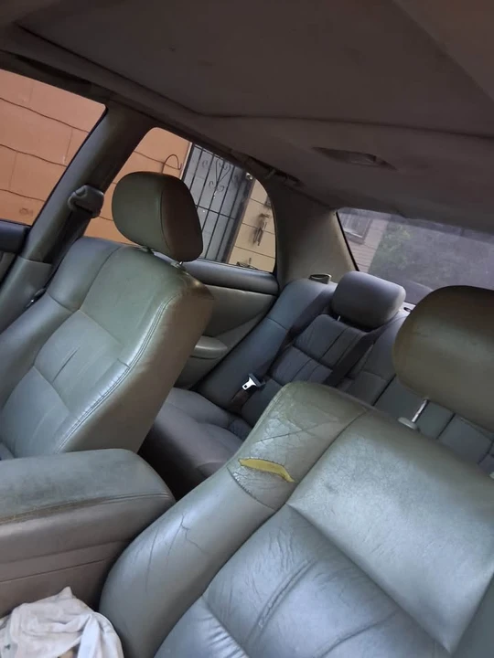 2001 Lexus ES 3rd Gen - Image 2 of 5