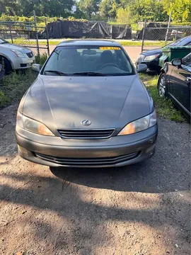 2001 Lexus ES 300 Sedan 4D
