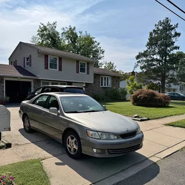 2001 Lexus ES 300 Sedan 4D