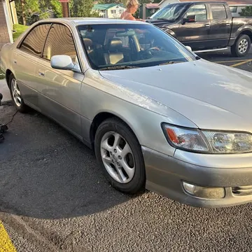 2001 Lexus ES 300h Sedan 4D