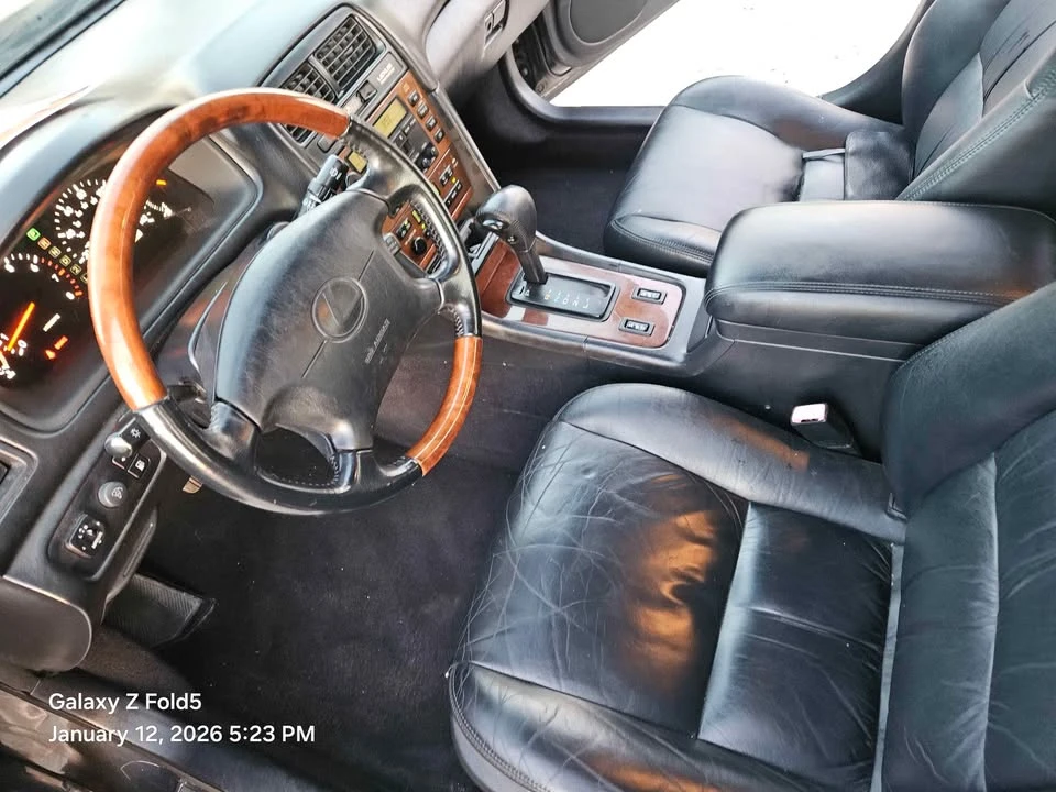 2001 Lexus ES 2nd Gen - Image 5 of 10