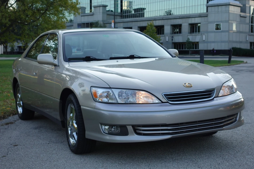 2001 Lexus ES 3rd Gen - Image 11 of 31