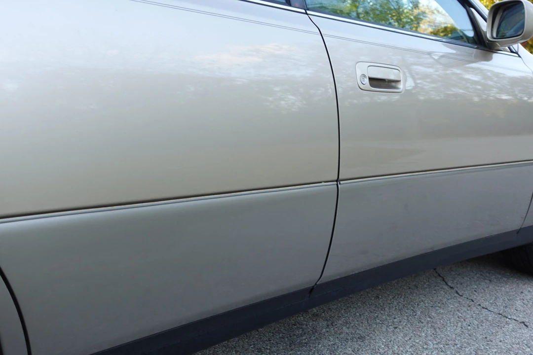 2001 Lexus ES 3rd Gen - Image 19 of 31