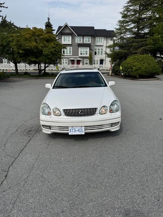2001 Lexus GS 2nd Gen - Image 2 of 9