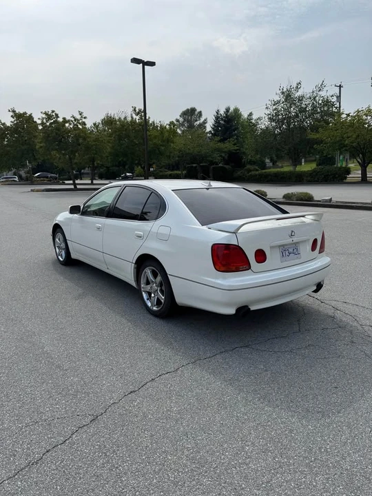 2001 Lexus GS 2nd Gen - Image 6 of 9
