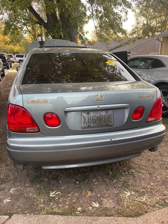 2001 Lexus GS 2nd Gen - Image 6 of 7