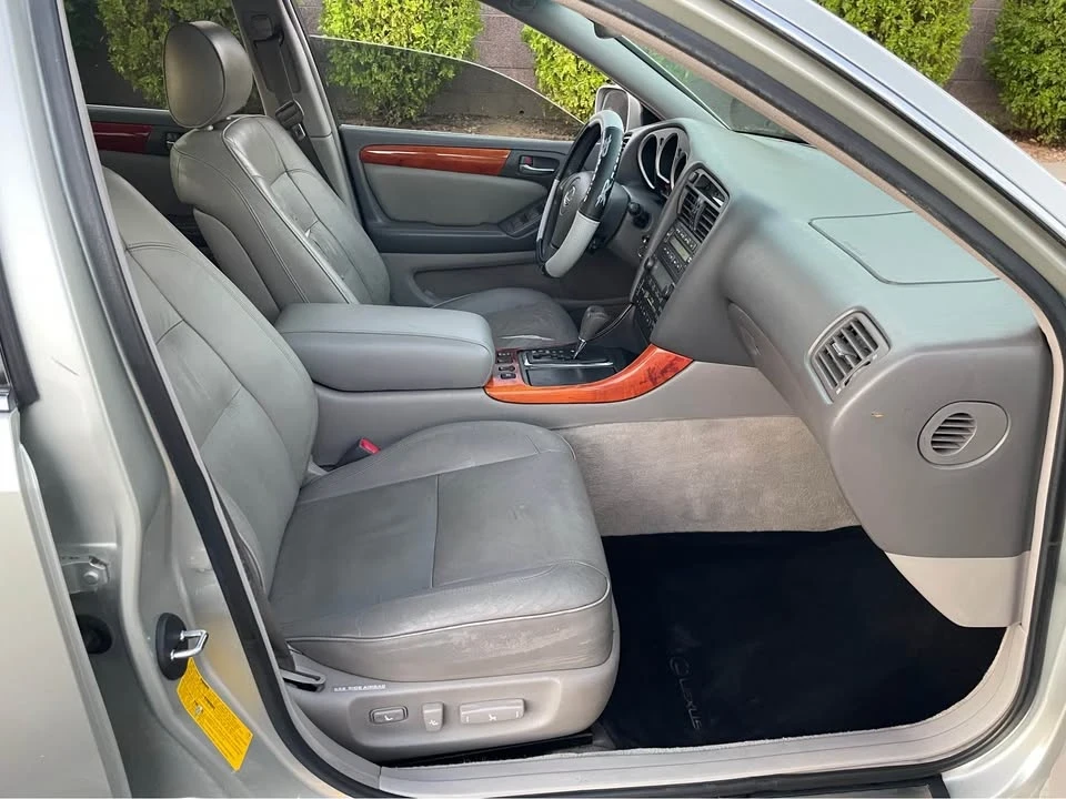 2001 Lexus GS 2nd Gen - Image 7 of 12