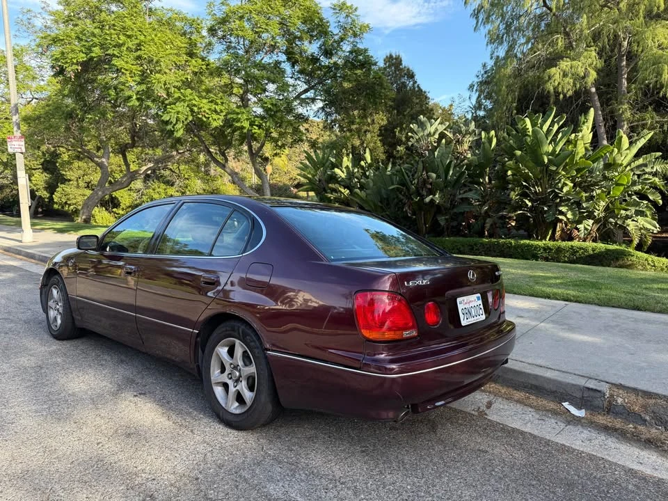 2001 Lexus GS 2nd Gen - Image 2 of 7
