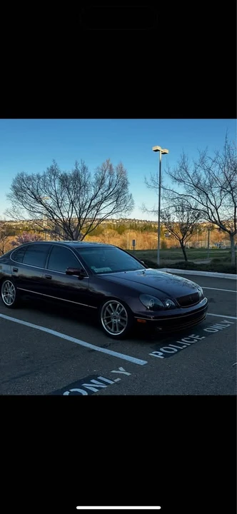 2001 Lexus GS 2nd Gen - Image 2 of 6