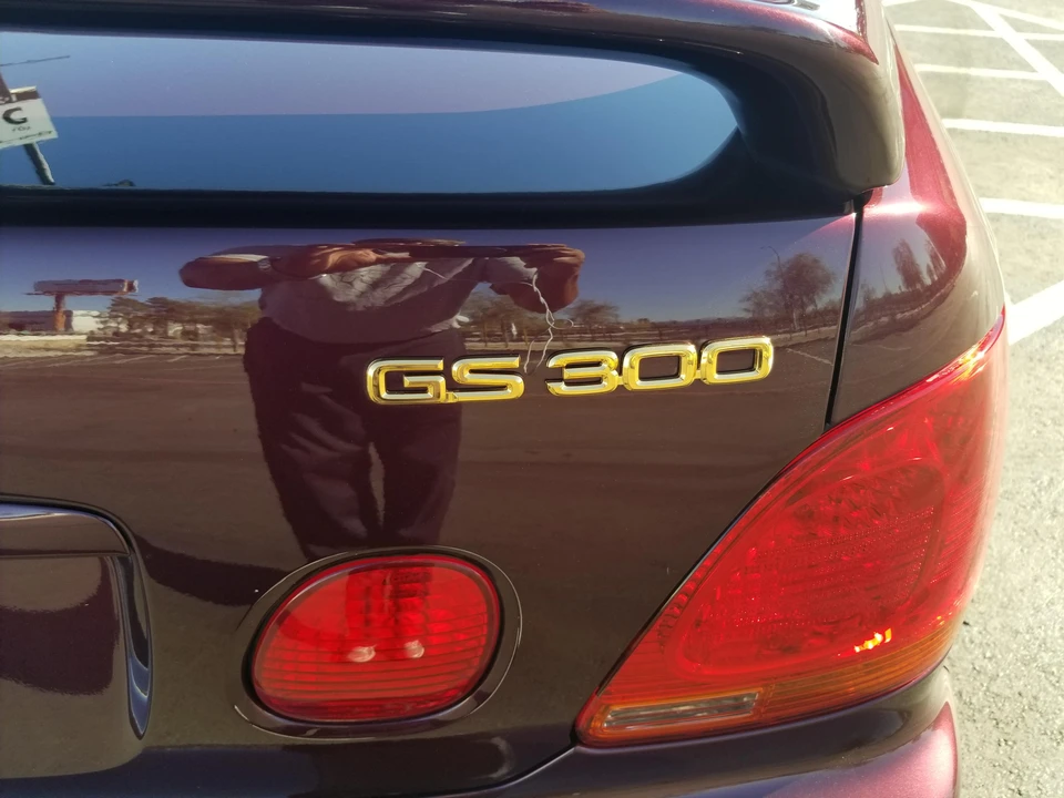 2001 Lexus GS 2nd Gen - Image 19 of 31