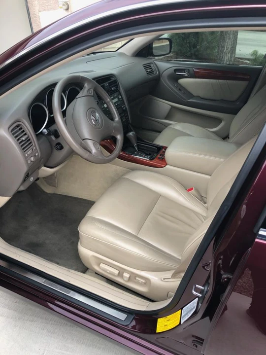2001 Lexus GS 2nd Gen - Image 29 of 31