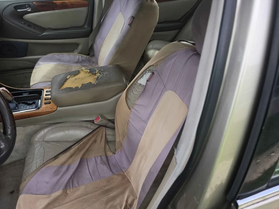 2001 Lexus GS 2nd Gen - Image 5 of 16