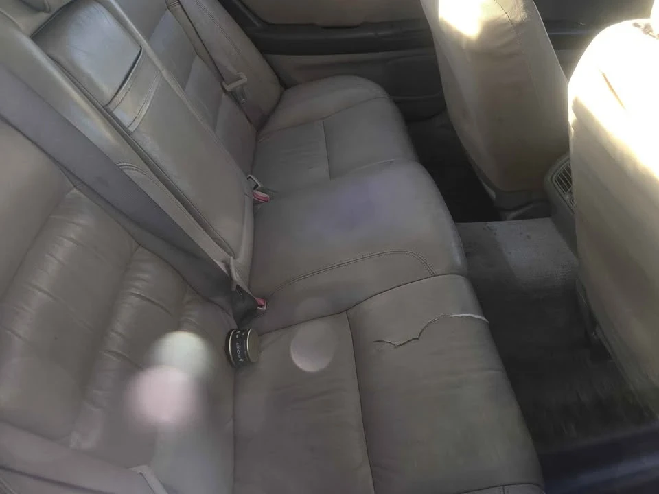 2001 Lexus GS 2nd Gen - Image 14 of 16