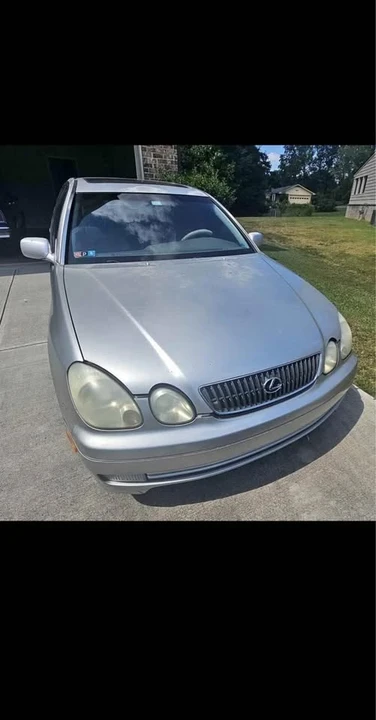 2001 Lexus GS 2nd Gen - Image 2 of 7