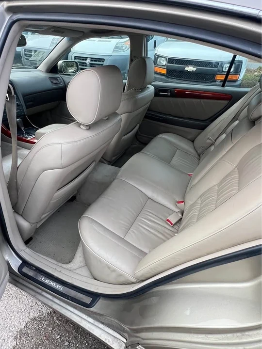 2001 Lexus GS 2nd Gen - Image 3 of 12