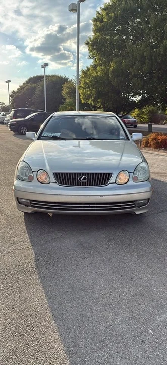 2001 Lexus GS 2nd Gen - Image 2 of 9
