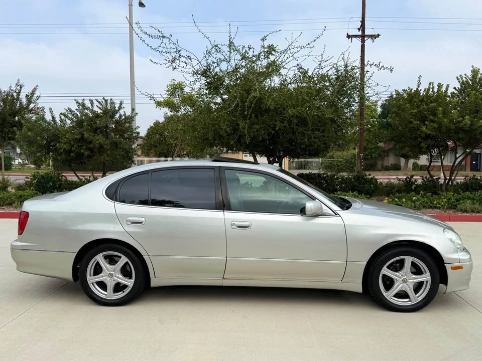 2001 Lexus GS 2nd Gen - Image 6 of 14