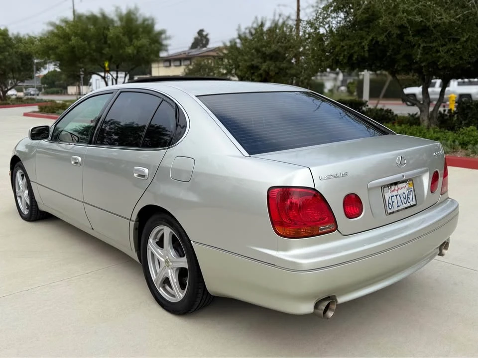 2001 Lexus GS 2nd Gen - Image 3 of 14
