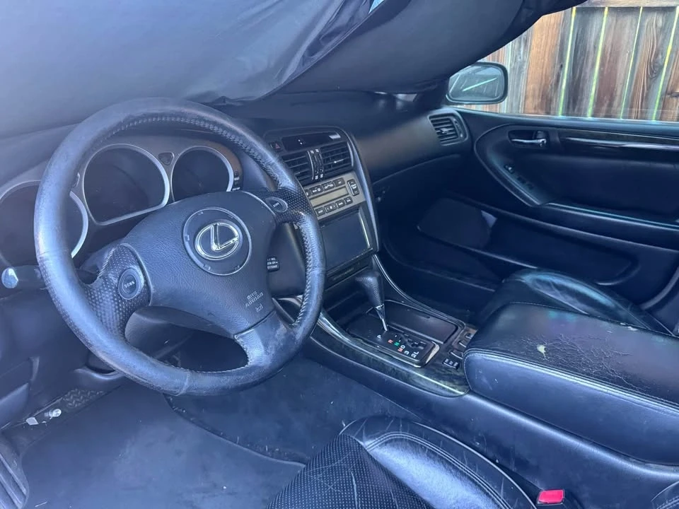 2001 Lexus GS 2nd Gen - Image 3 of 9