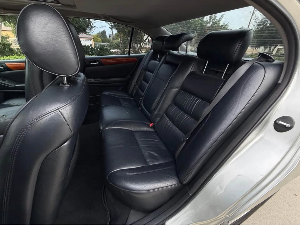 2001 Lexus GS 2nd Gen - Image 10 of 14