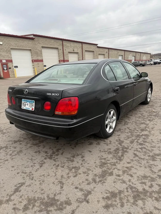 2001 Lexus GS 2nd Gen - Image 3 of 7