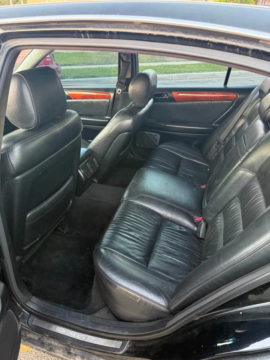 2001 Lexus GS 2nd Gen - Image 8 of 13