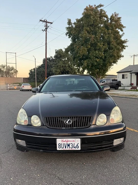 2001 Lexus GS 2nd Gen - Image 2 of 13