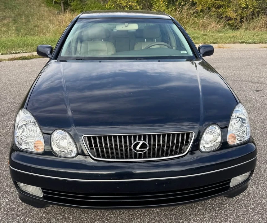 2001 Lexus GS 2nd Gen - Image 9 of 15