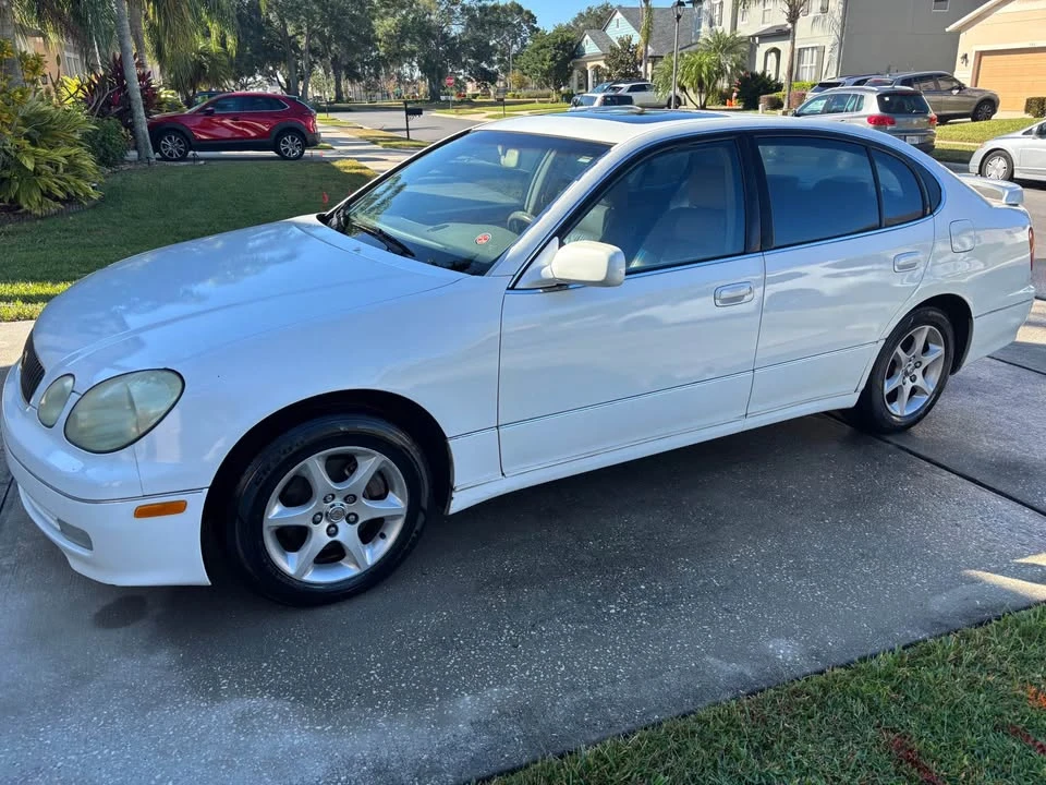 2001 Lexus GS 2nd Gen - Image 13 of 16