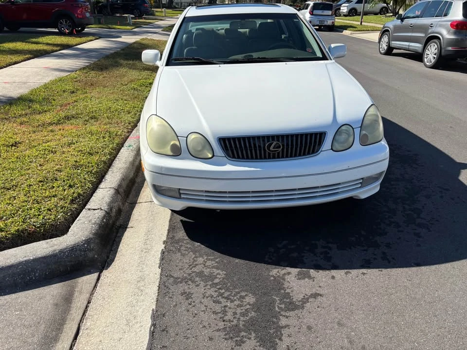2001 Lexus GS 2nd Gen - Image 3 of 16