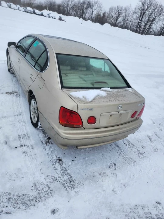 2001 Lexus GS 2nd Gen - Image 16 of 19