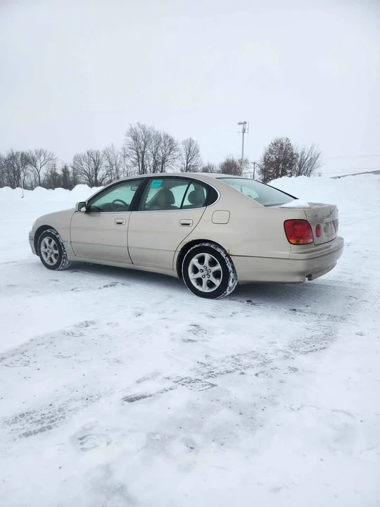 2001 Lexus GS 2nd Gen - Image 19 of 19
