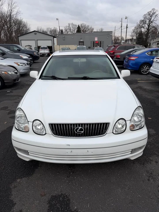 2001 Lexus GS 2nd Gen - Image 2 of 17