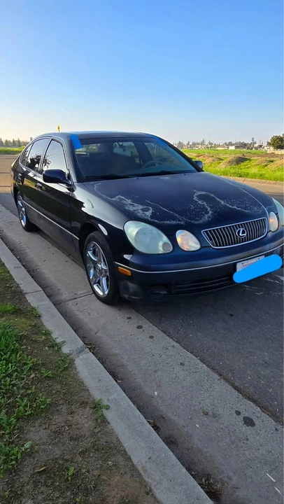 2001 Lexus GS 2nd Gen - Image 4 of 9