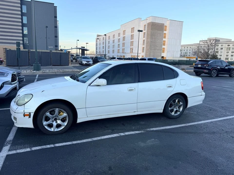 2001 Lexus GS 2nd Gen - Image 2 of 5
