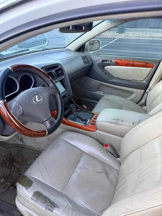 2001 Lexus GS 2nd Gen - Image 5 of 5