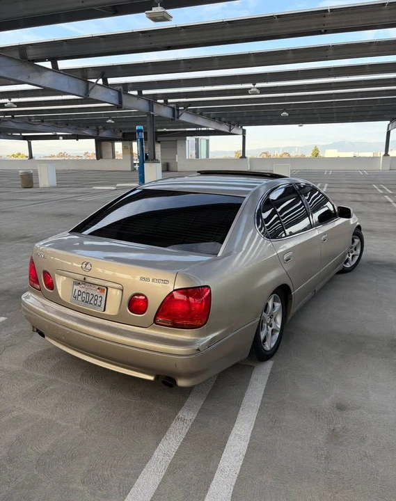 2001 Lexus GS 2nd Gen - Image 3 of 7