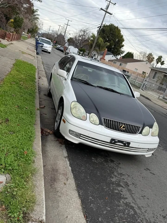 2001 Lexus GS 2nd Gen - Image 3 of 9